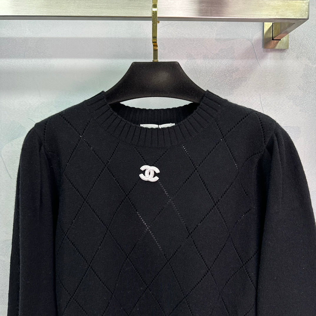 Retro-Stricktop mit Kontrastdetails