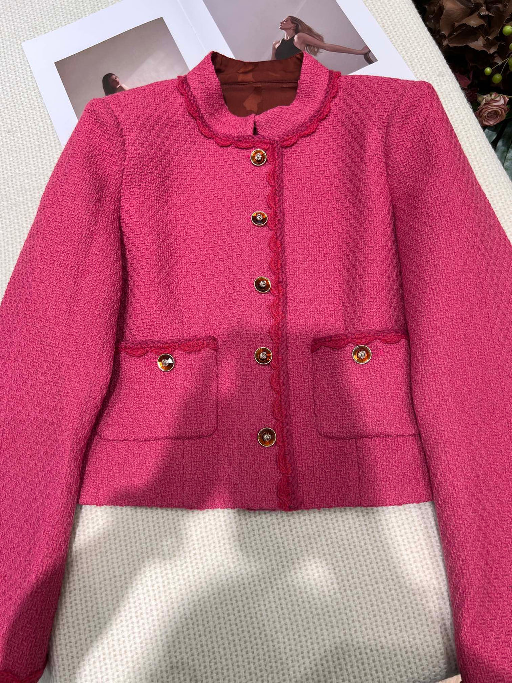 Short jacket with rose detail