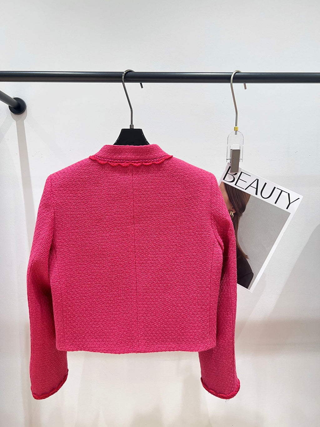 Short jacket with rose detail