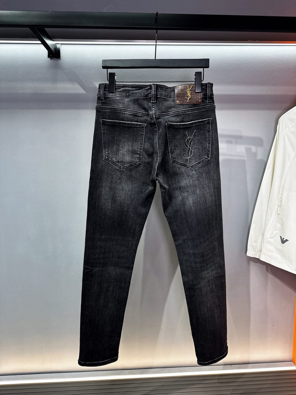 Herrenjeans