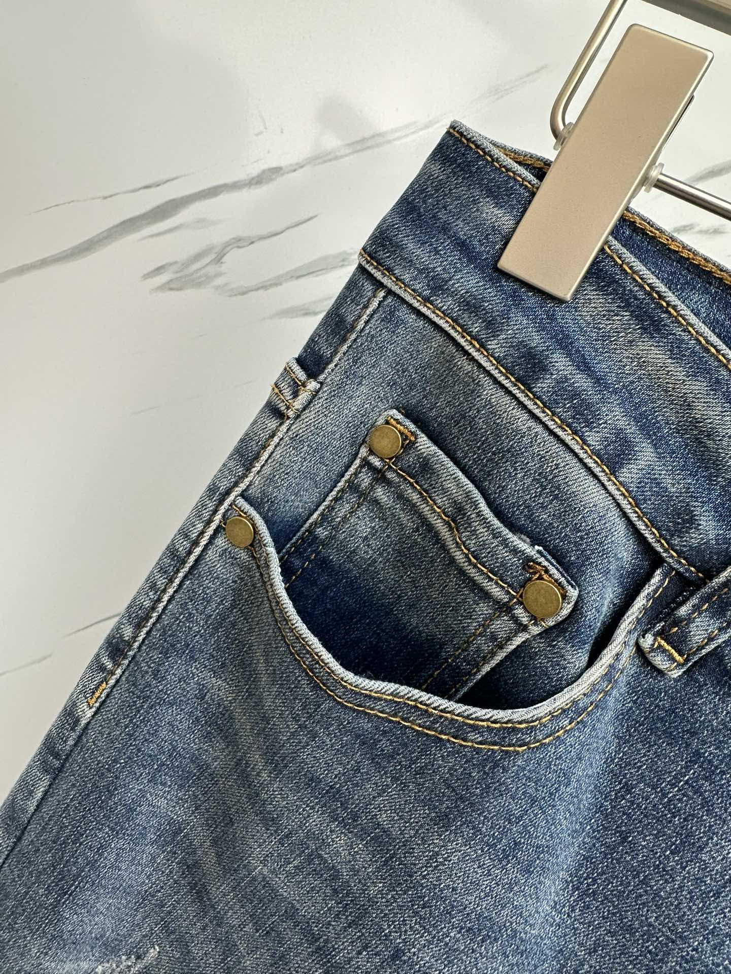 Pantalones vaqueros de mezclilla lavada de diseñador para hombre