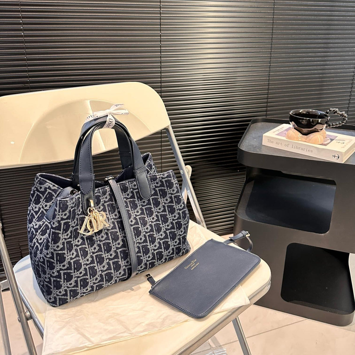 Französische Schultertasche