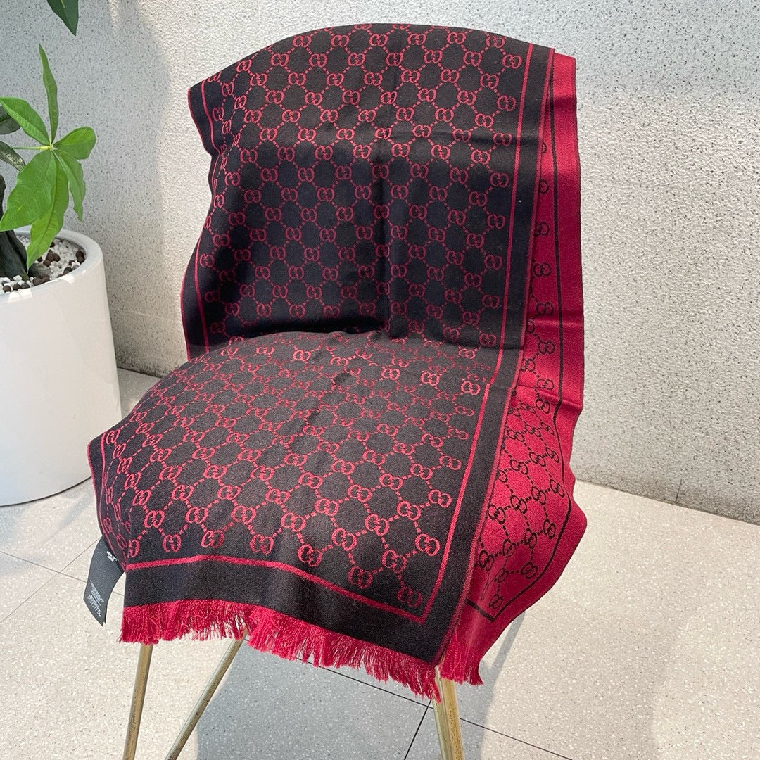Jacquard-Kaschmirschal mit GG Motiv