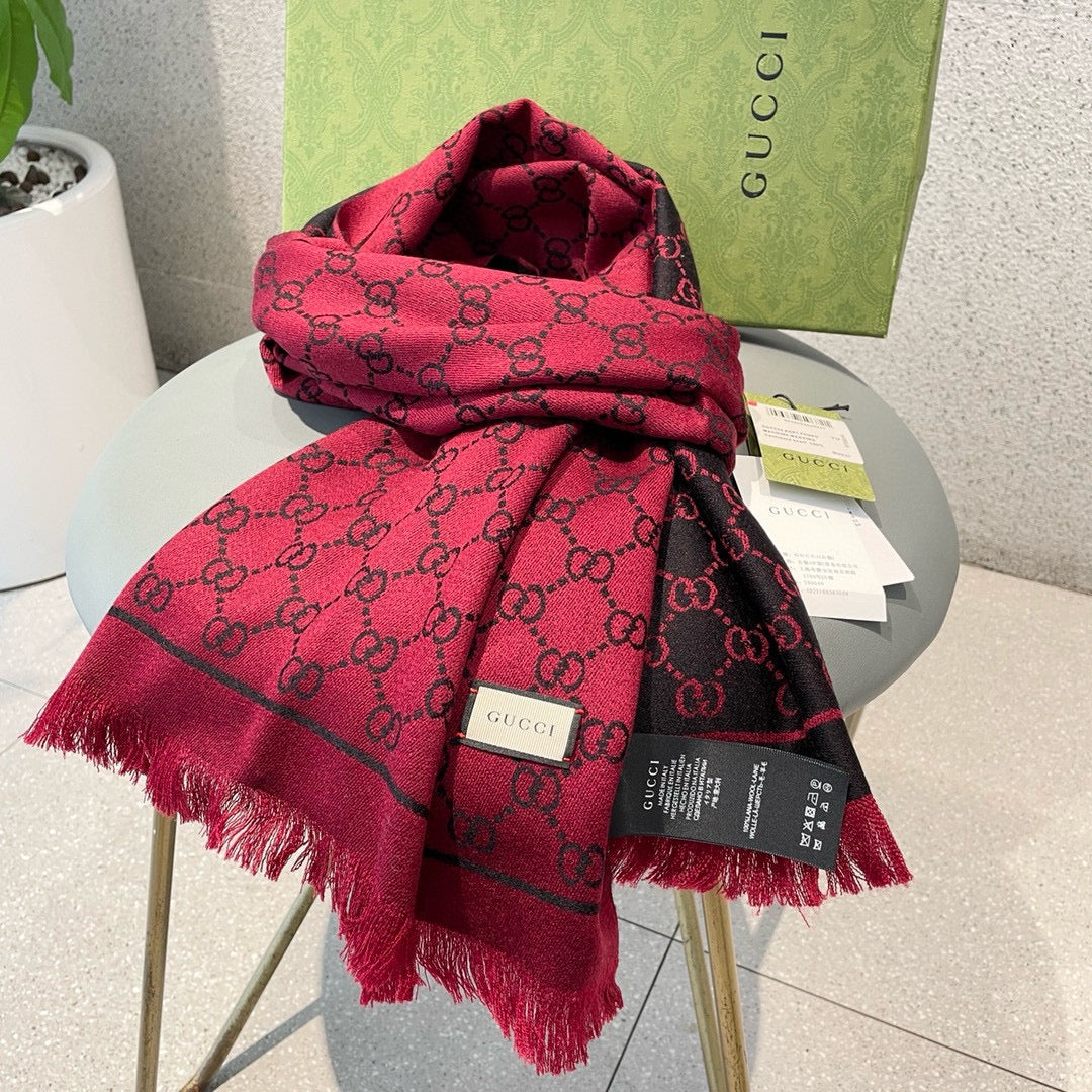 Jacquard-Kaschmirschal mit GG Motiv