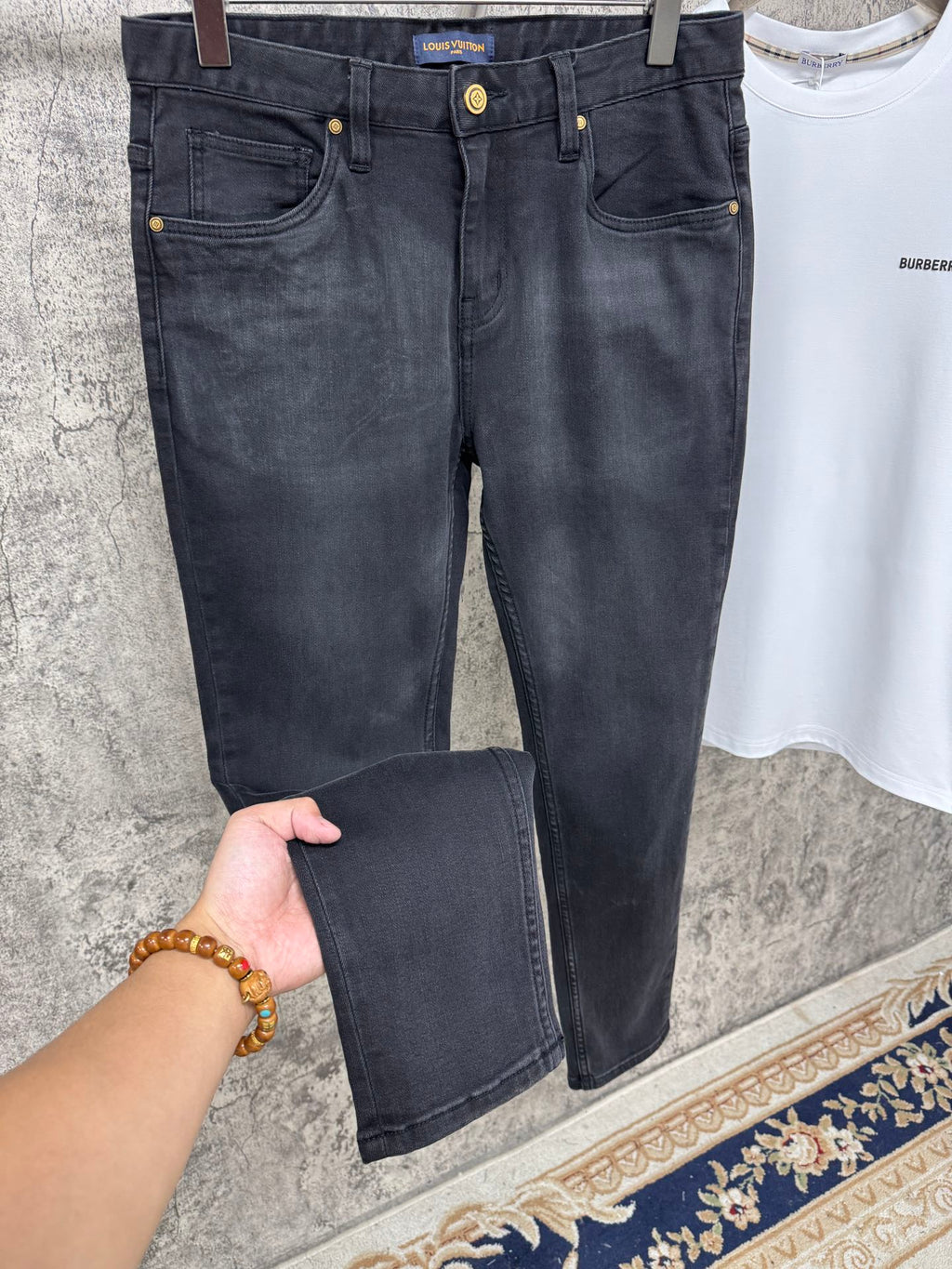 Eng anliegende Stretch-Jeans für Herren