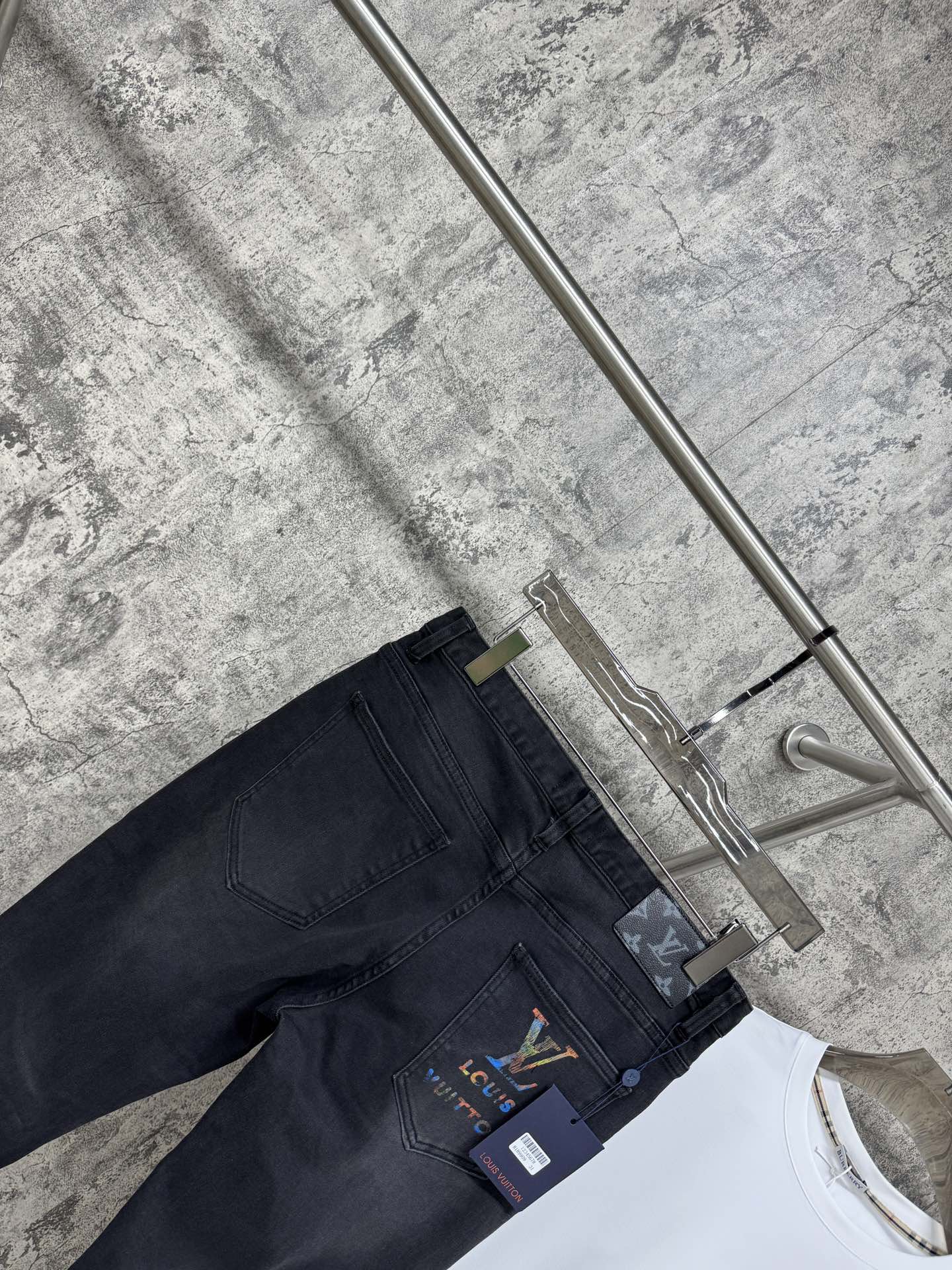 Eng anliegende Stretch-Jeans für Herren