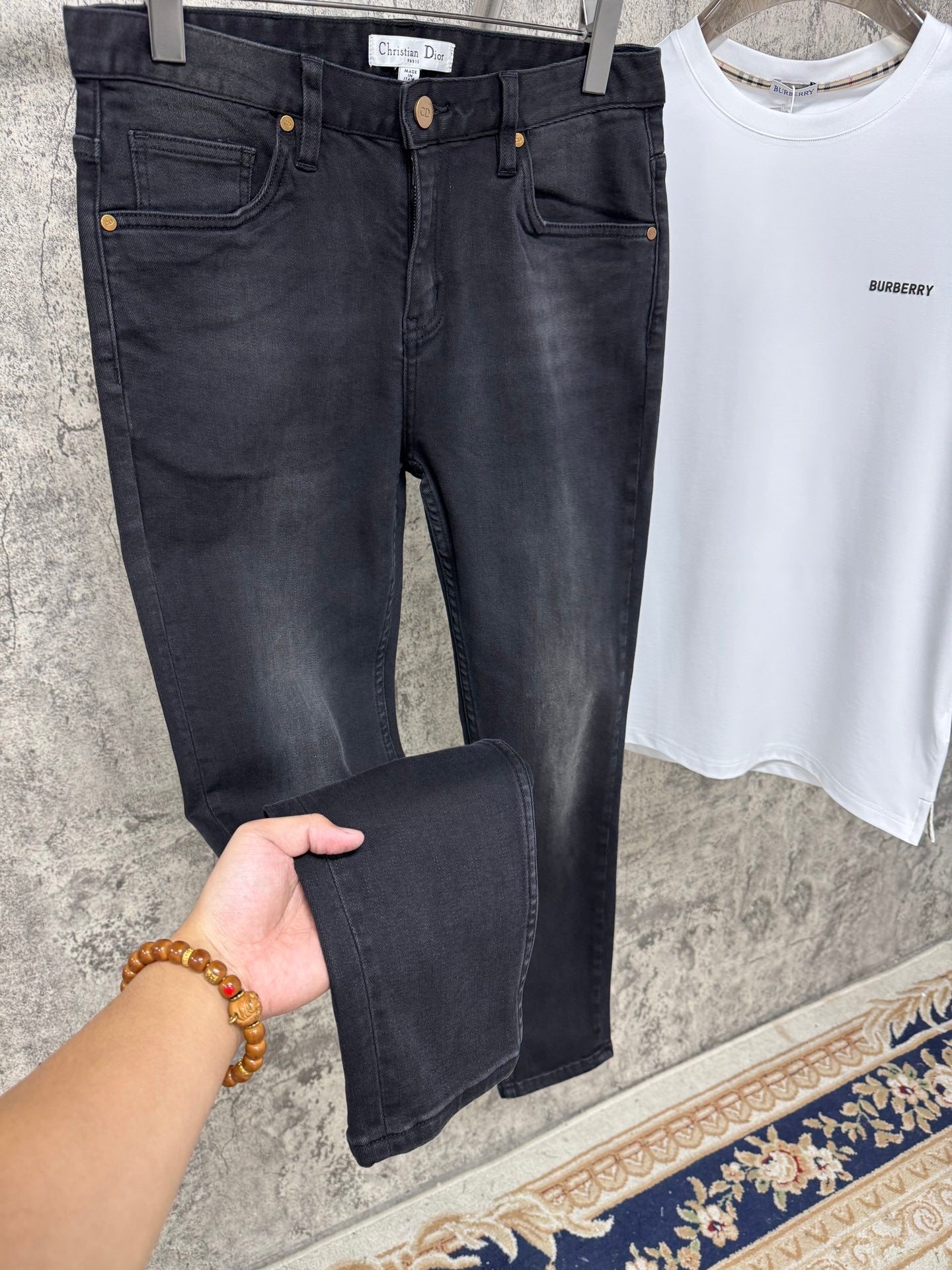 Eng anliegende Stretch-Jeans für Herren