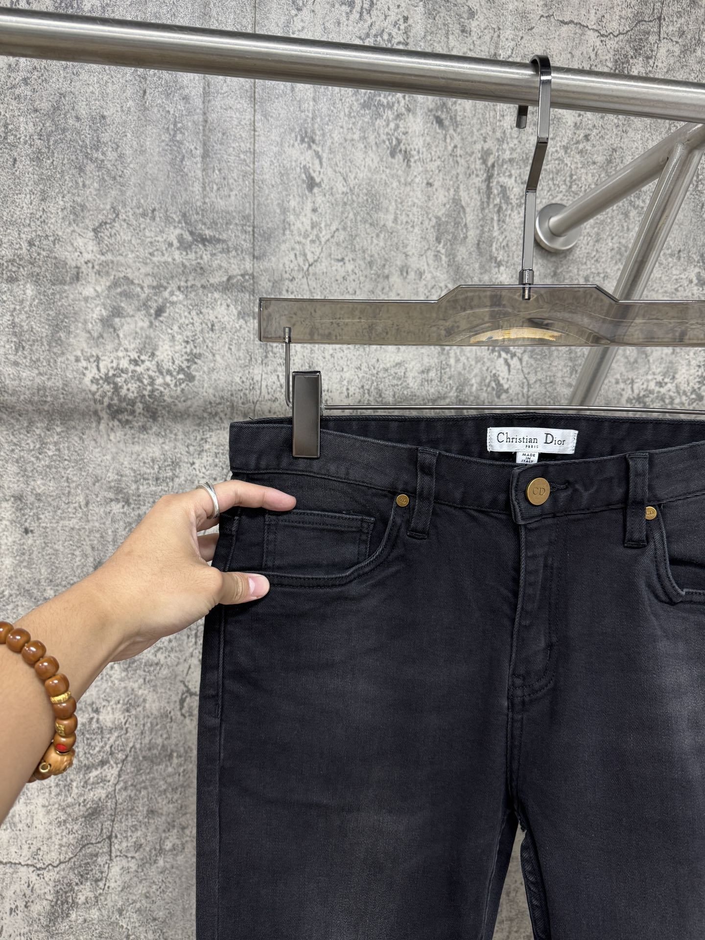 Eng anliegende Stretch-Jeans für Herren