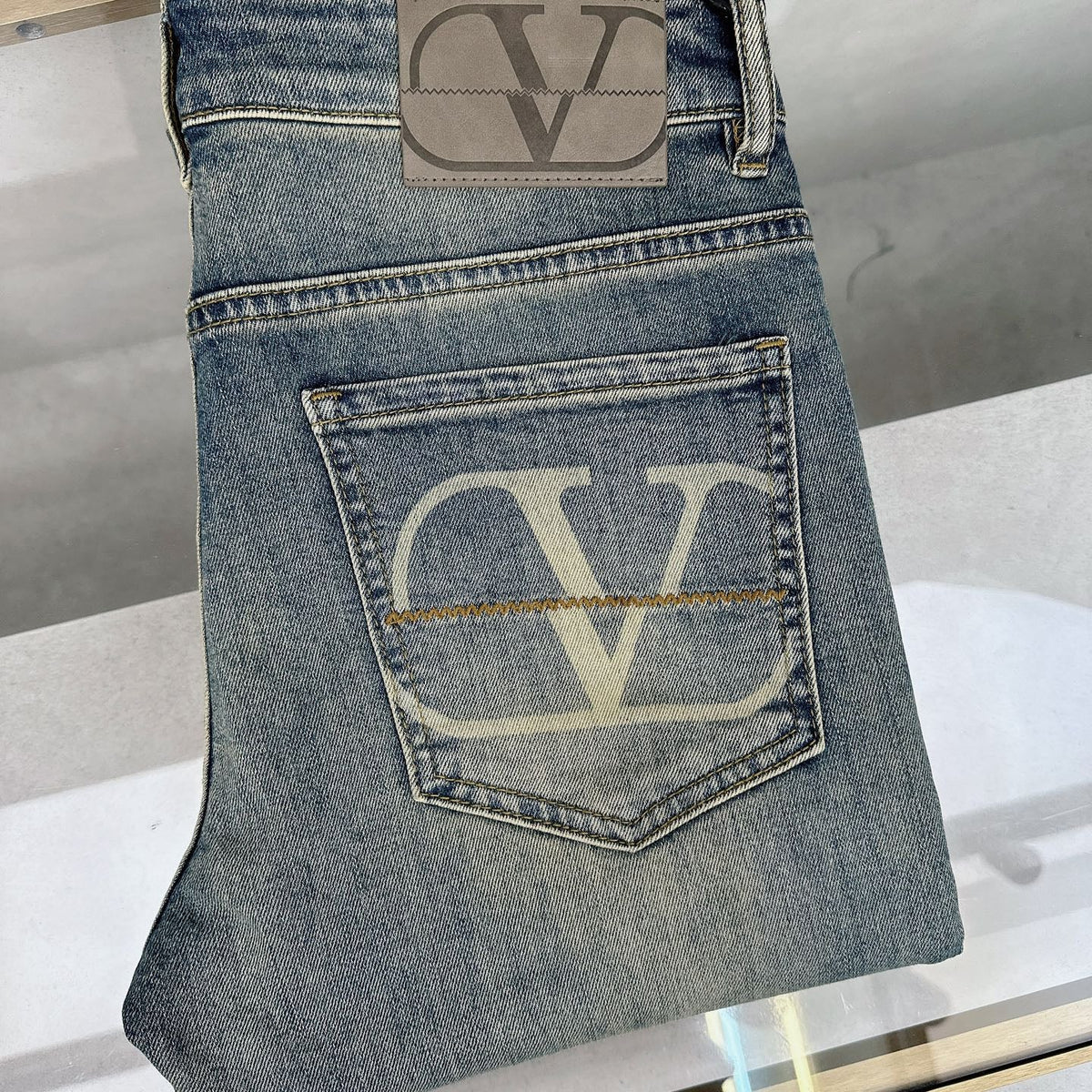 Premium Herrenjeans mit Schneiderpassform
