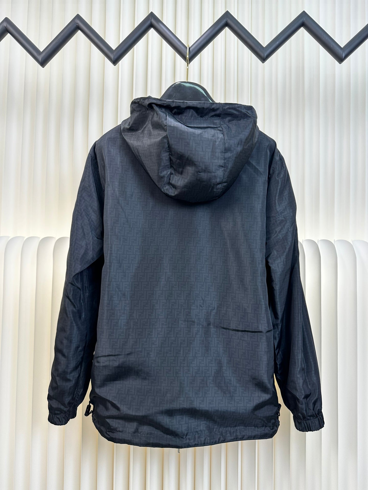 Chaqueta cortavientos reversible
