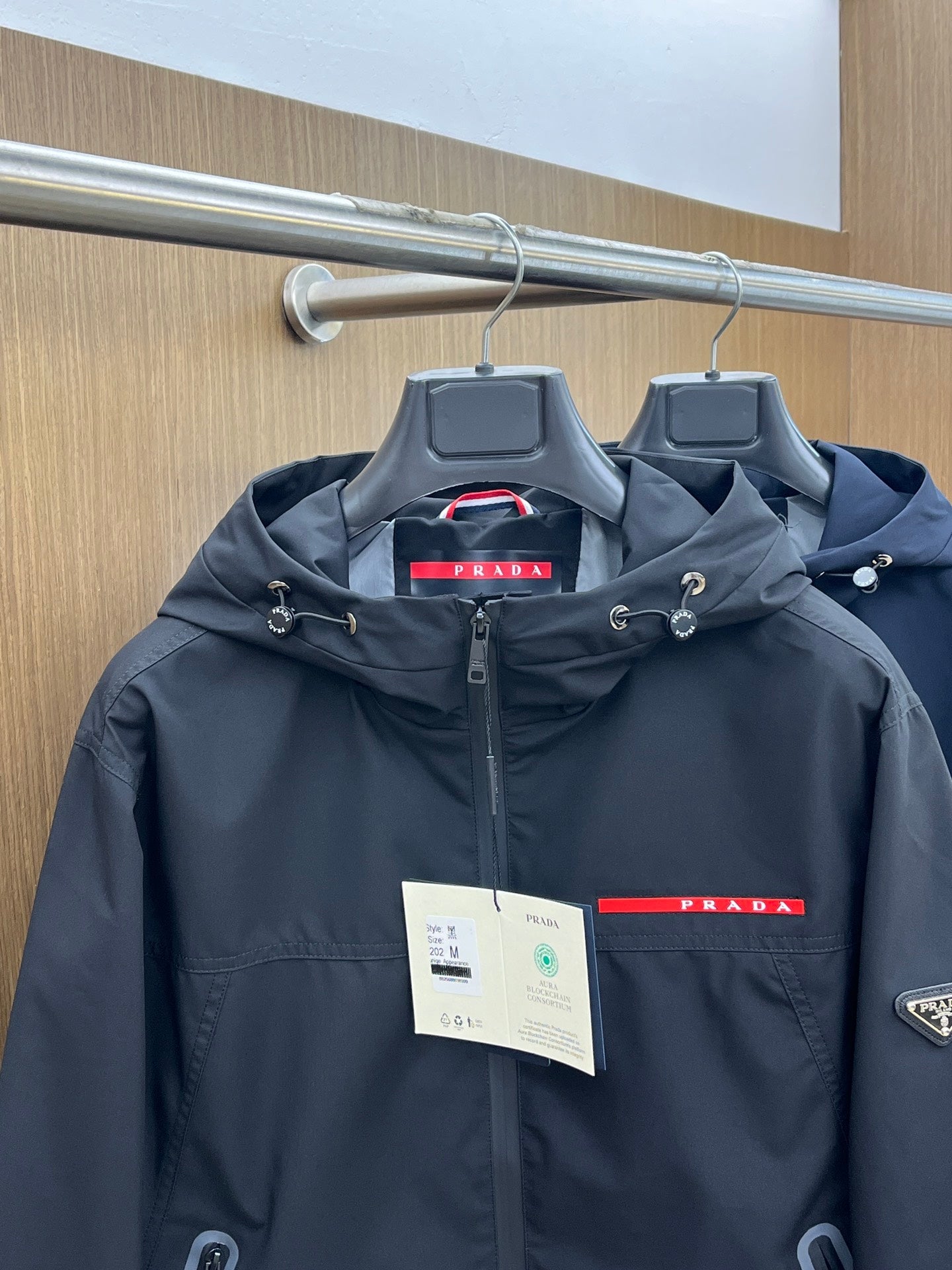 Casual hooded jacket