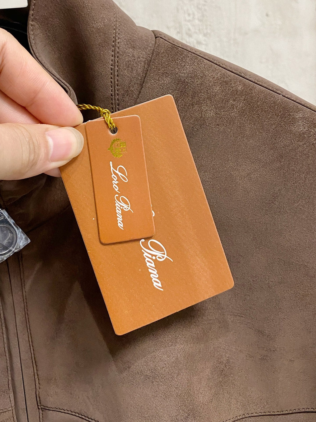 Italienische Wildlederjacke mit Stehkragen