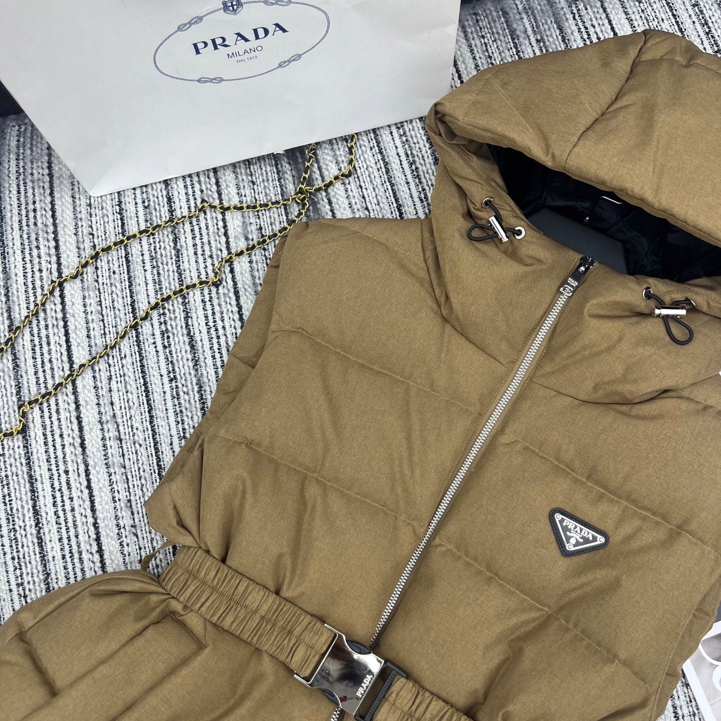 Hooded down vest