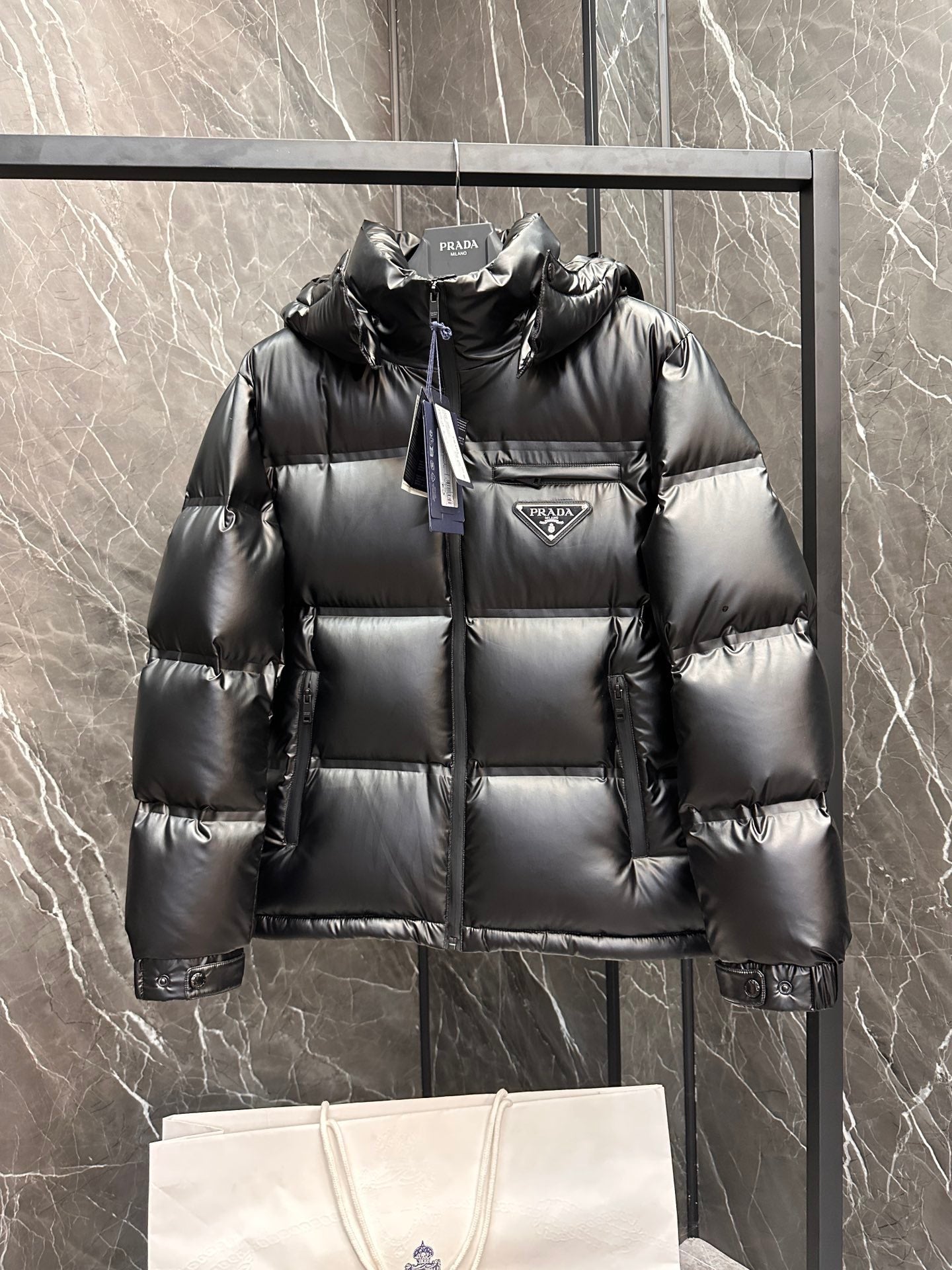 Premium laminierte Daunenjacke