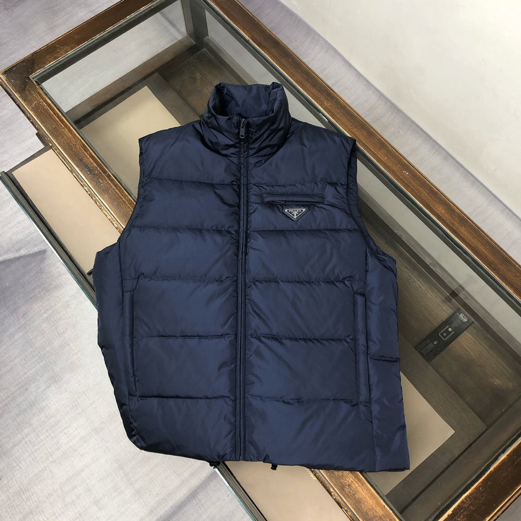 Classic down vest