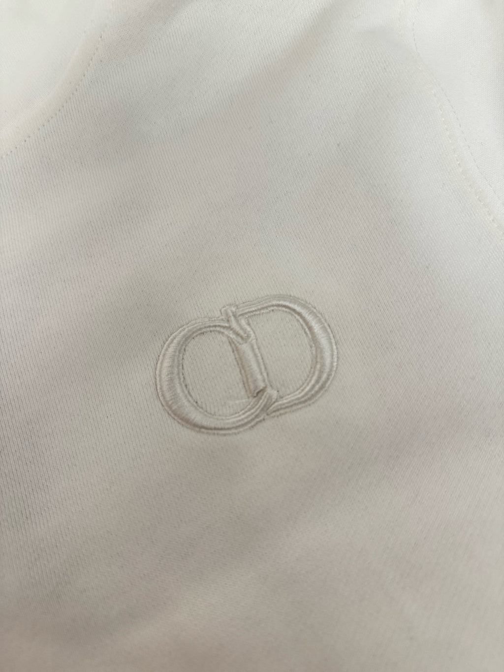Bestickter Hoodie