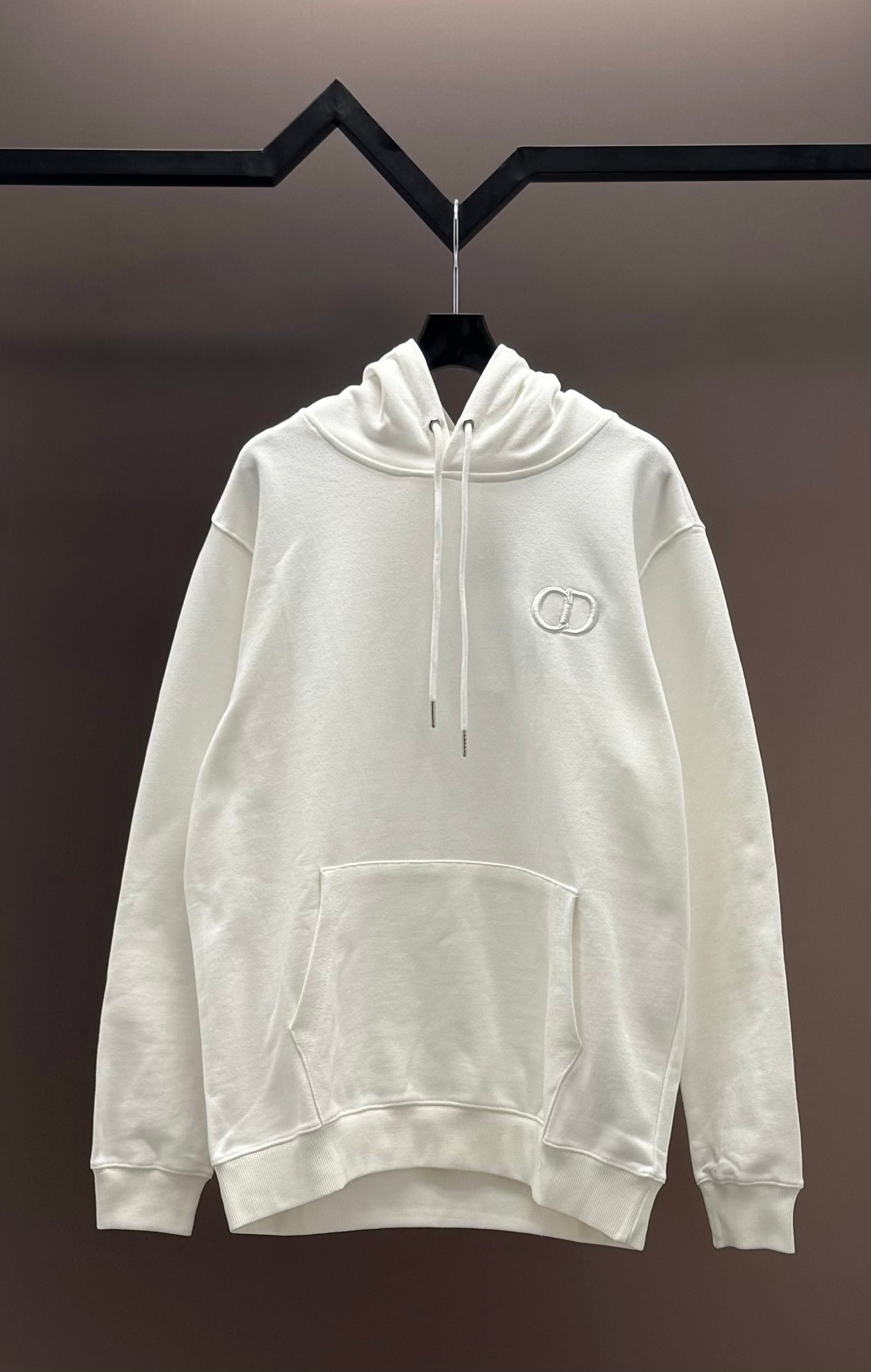 Bestickter Hoodie