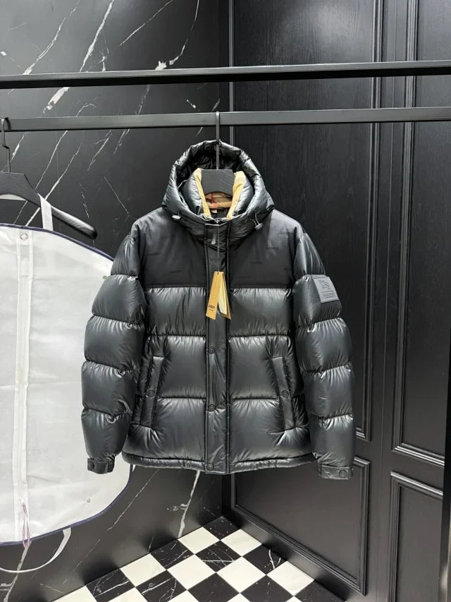 Chaqueta acolchada de plumón negra