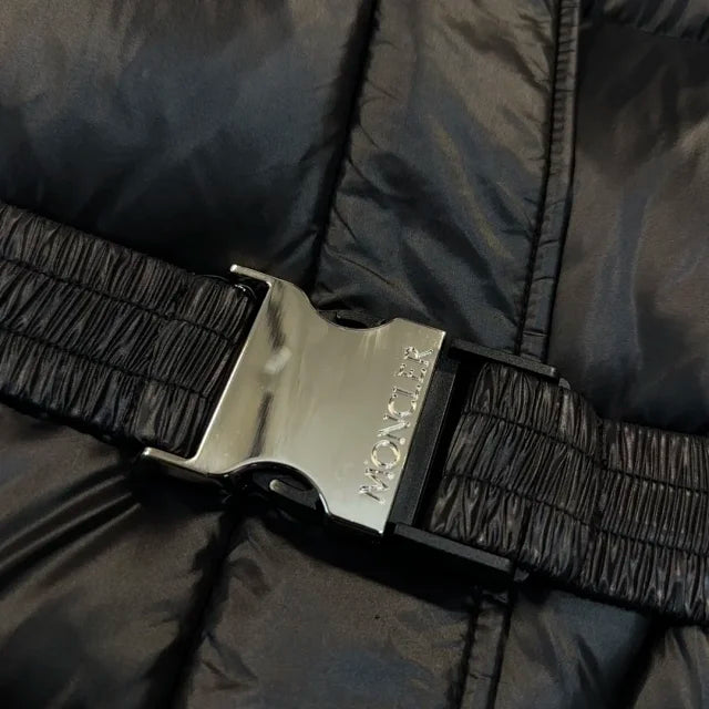 Chaqueta híbrida con capucha