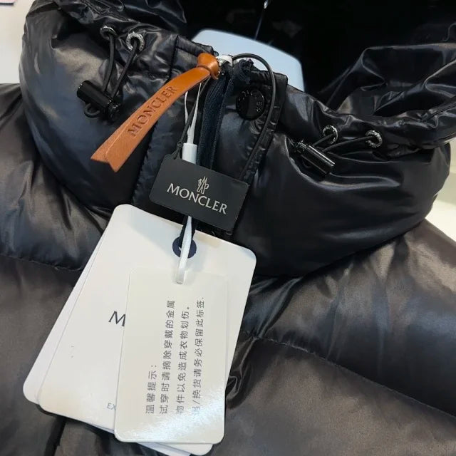 Chaqueta híbrida con capucha