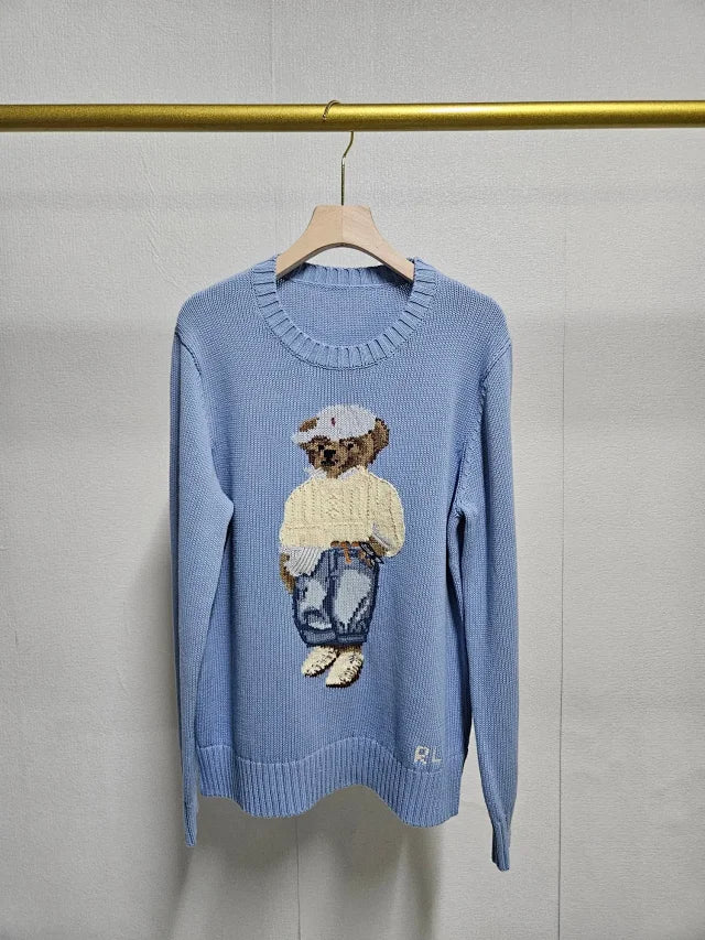 Casual knitted sweater with a bear
