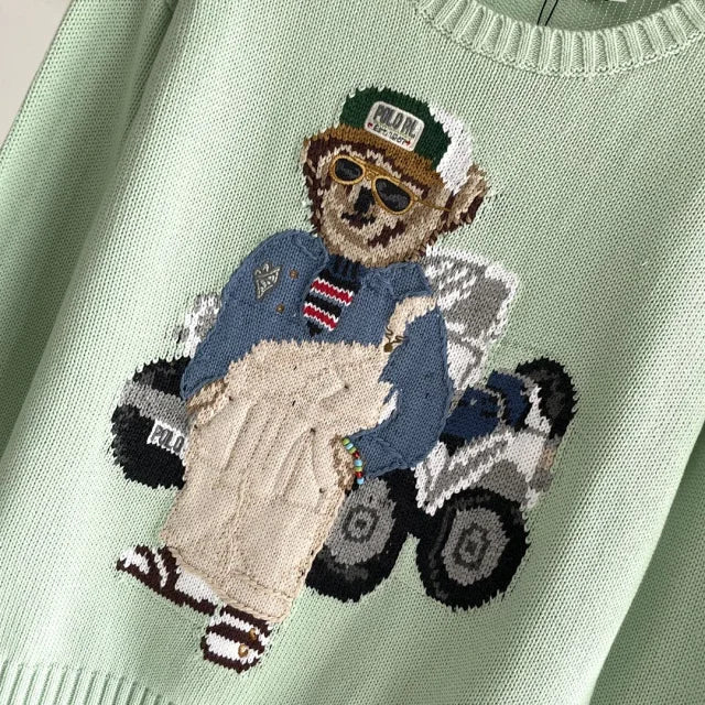 Mintgrüner Golf-Bärenpullover