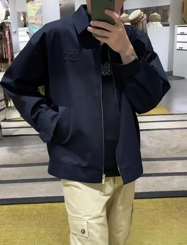 Marineblaue Jacke mit Reißverschluss