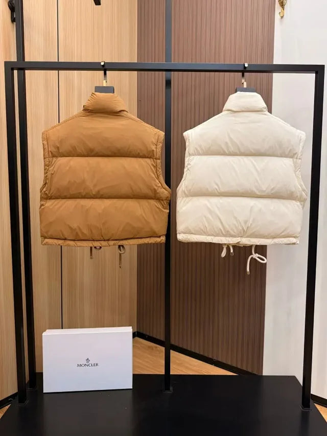 Detachable padded jacket