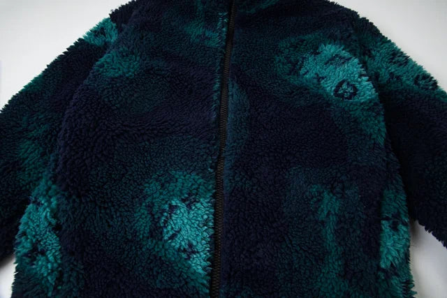 Chaqueta polar estampada